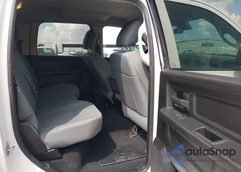 2018 Ram 2500 Tradesman 4X2 6'4 Box from USA, damaged, VIN 3C6UR4CL4JG424449